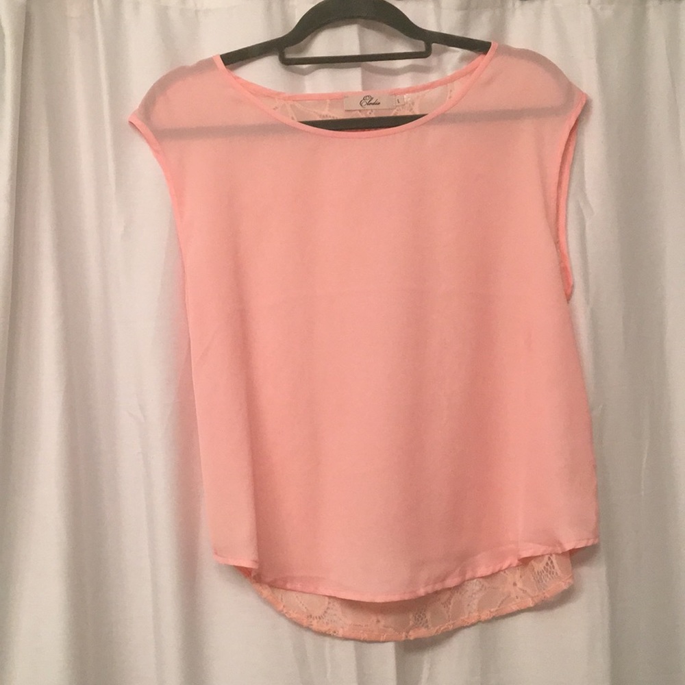 Salmon colored top